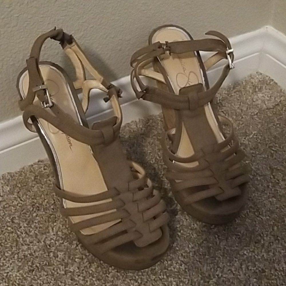 Jessica Simpson Wedges